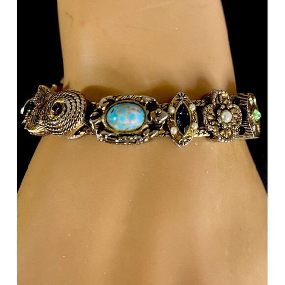 Vintage Victorian Revival Slide Charm Bracelet Flower Cameo Bee Glass 7” - Picture 3 of 10